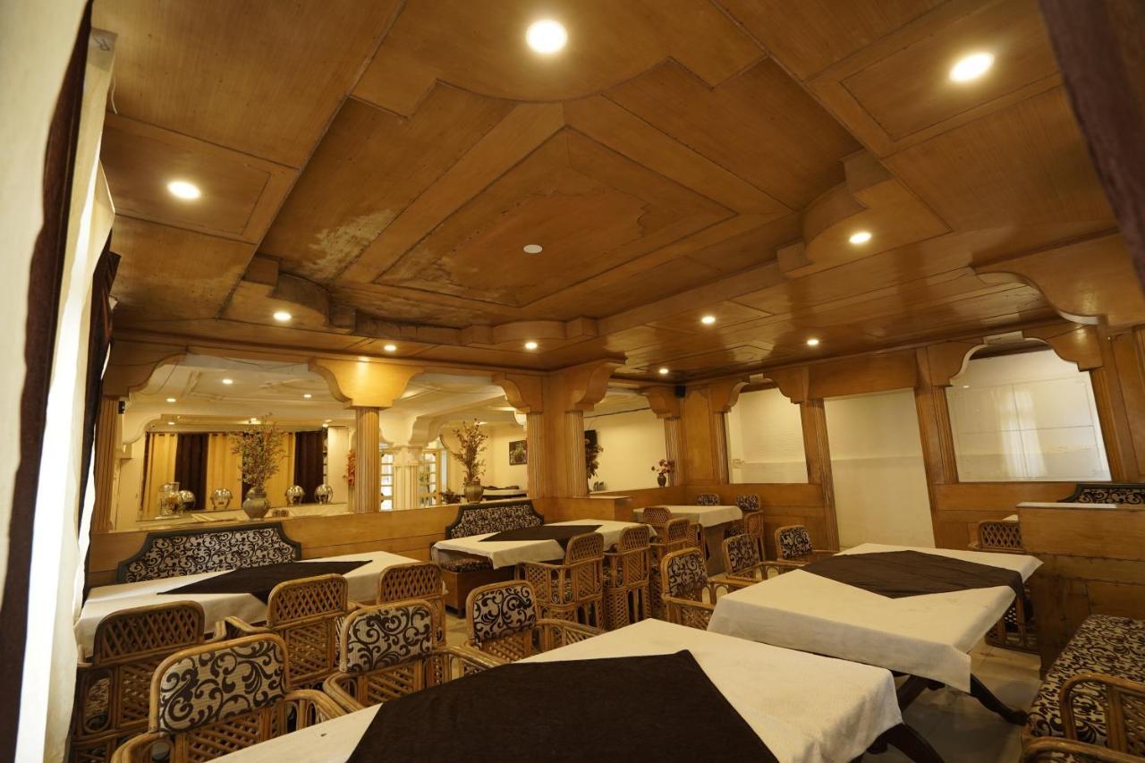 דרמסאלה Royal Palace Resort Bhagsunag מראה חיצוני תמונה